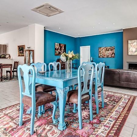 Villa Intemella Kompítsion Exteriér fotografie
