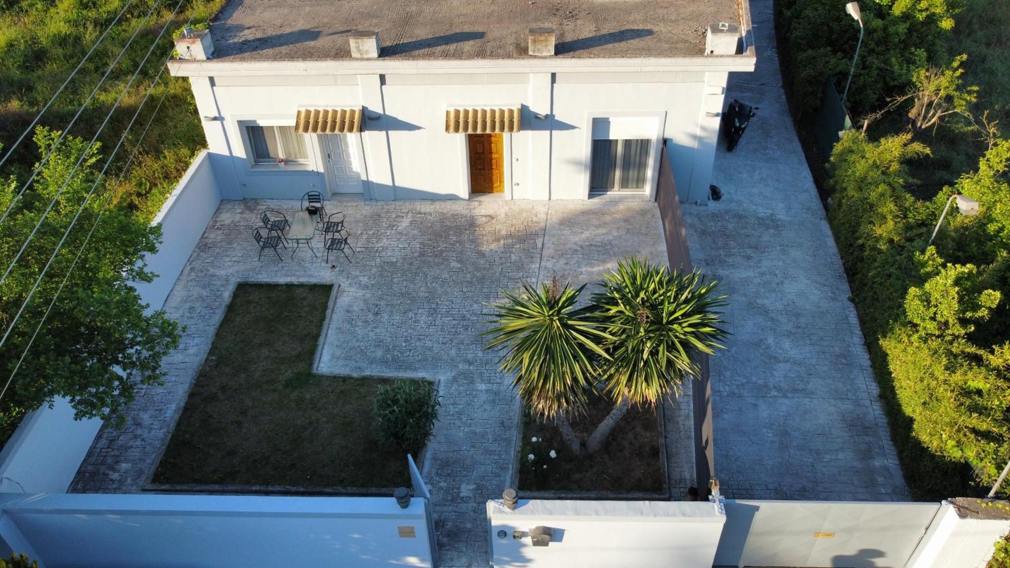 Villa Intemella Kompítsion Exteriér fotografie