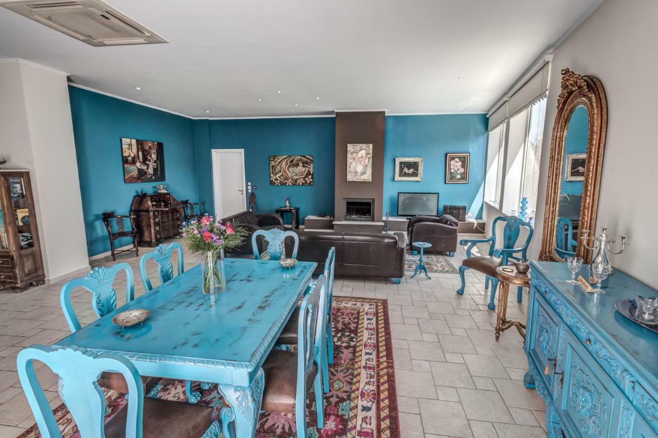 Villa Intemella Kompítsion Exteriér fotografie