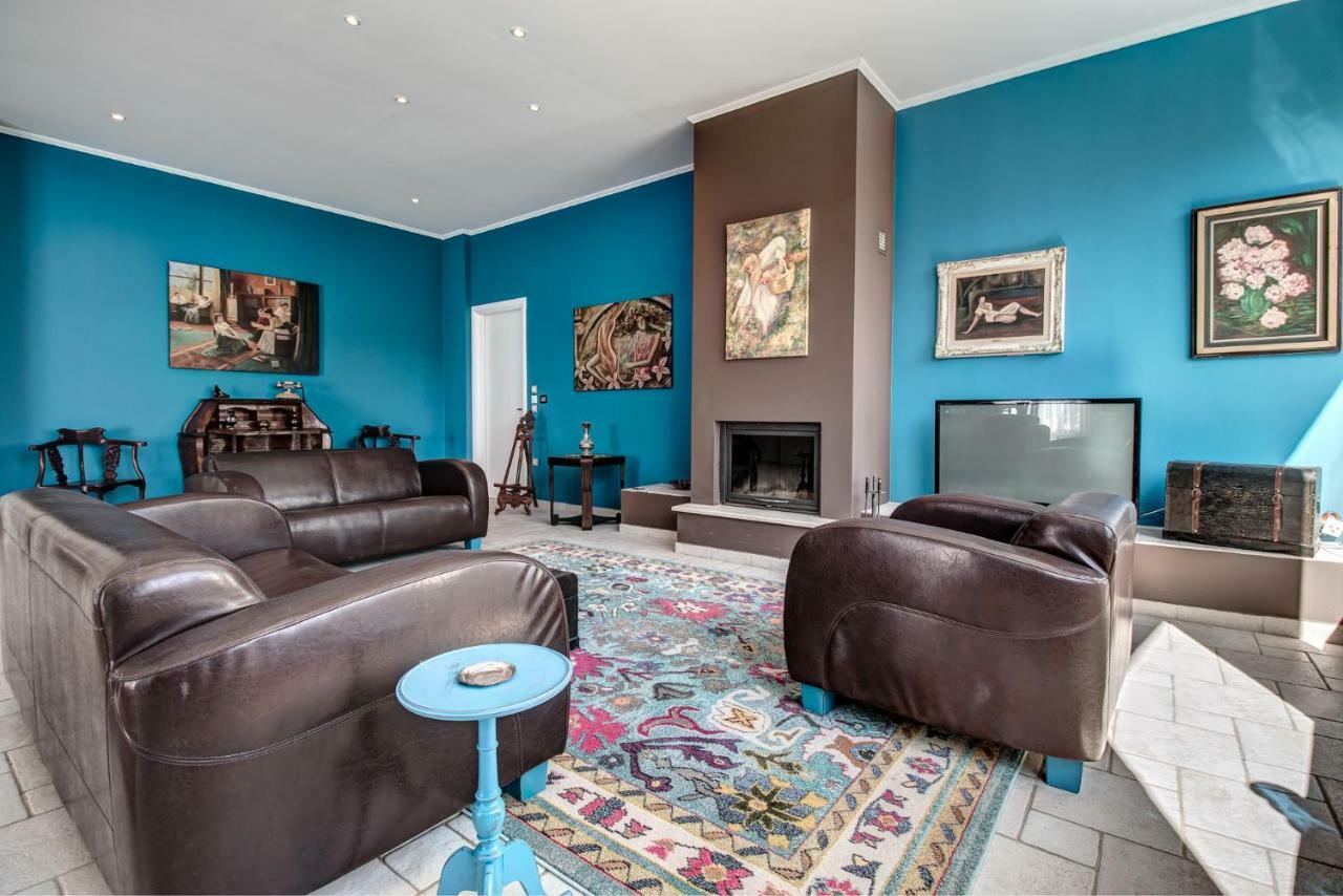 Villa Intemella Kompítsion Exteriér fotografie