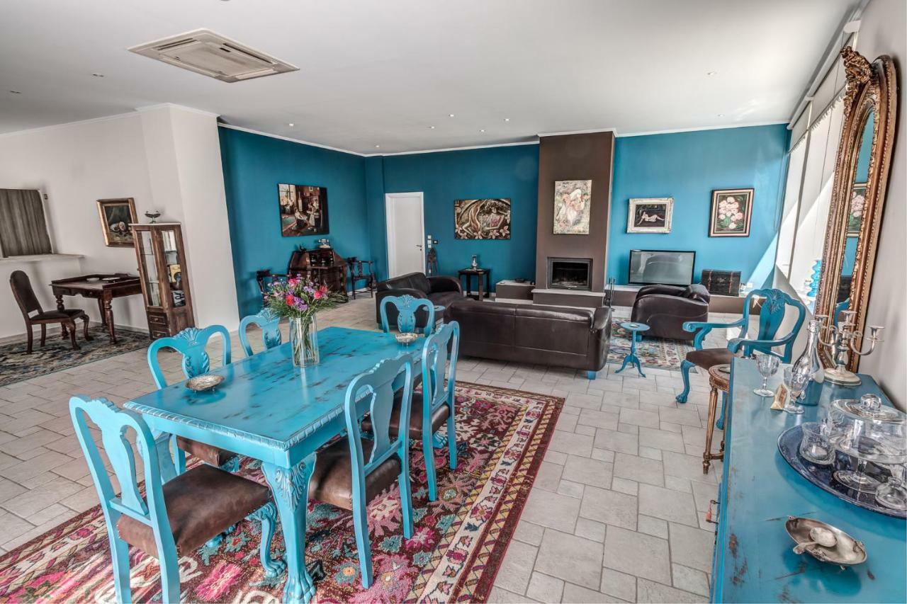 Villa Intemella Kompítsion Exteriér fotografie